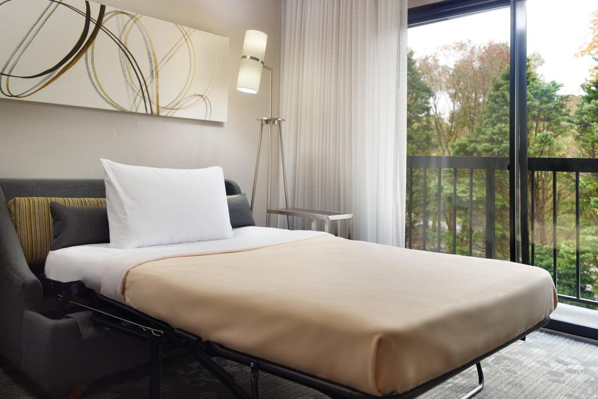 Courtyard By Marriott Raleigh Cary Ξενοδοχείο Εξωτερικό φωτογραφία